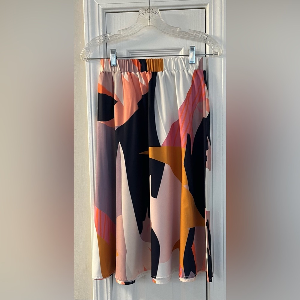 Woman’s Shein Abstract Colorful Skirt